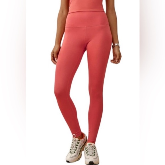 Reformation Pants - ❤️ Summer Sale ❤️NWT Reformation Ecomove High Rise Leggings Hot Coral